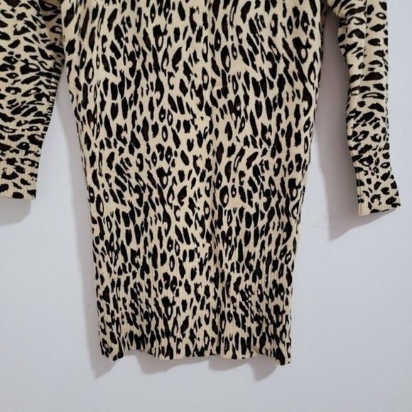 Forever 21 Leopard Animal Print Boat Neckline Cream Brown Black Size Small - Picture 5 of 8